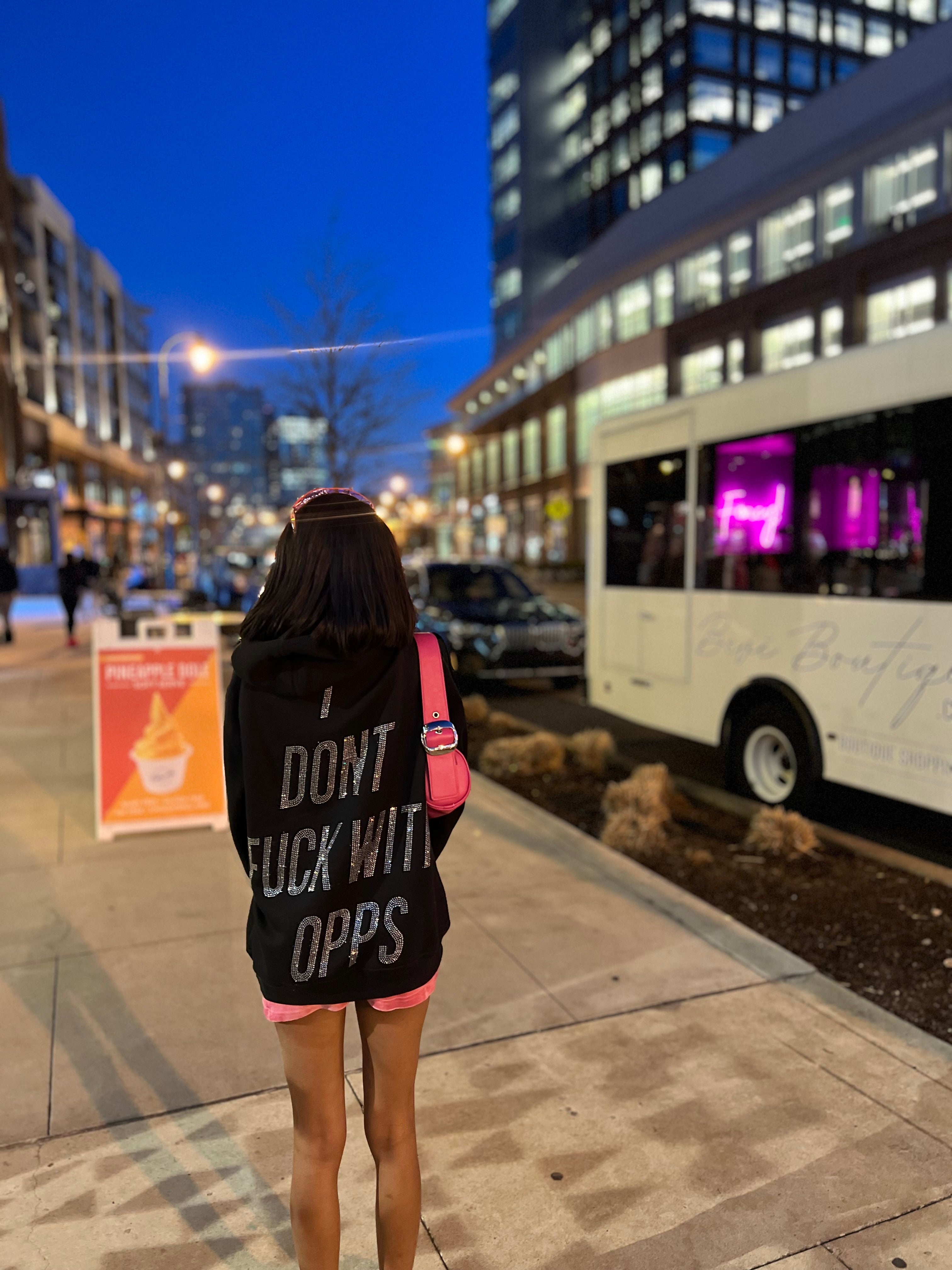 “IDFWO” Hoodie Black